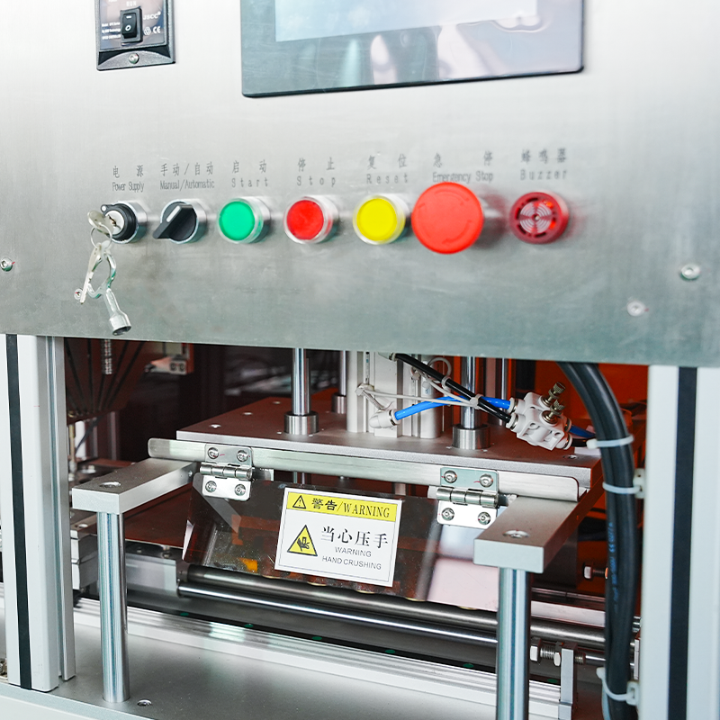 全自動化粧品アルミパン投入供給機